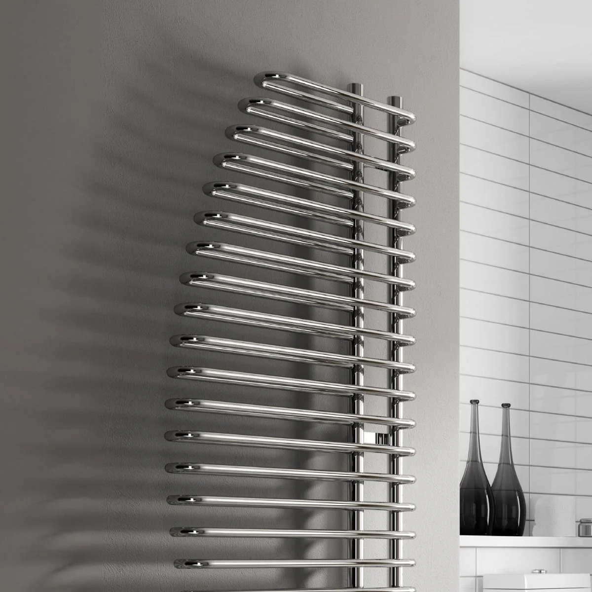 Reina Nola RND-NL6140 Chrome Towel Rail 600mm x 1400mm - Image 2